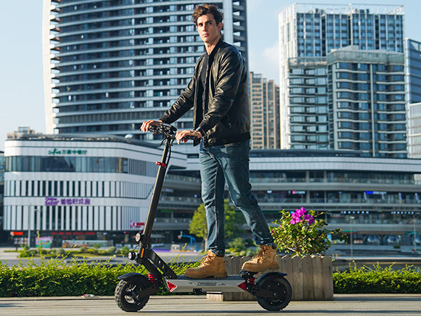 Circooter Landturbo (48V) 1000w Multi-Purpose Electric Scooter