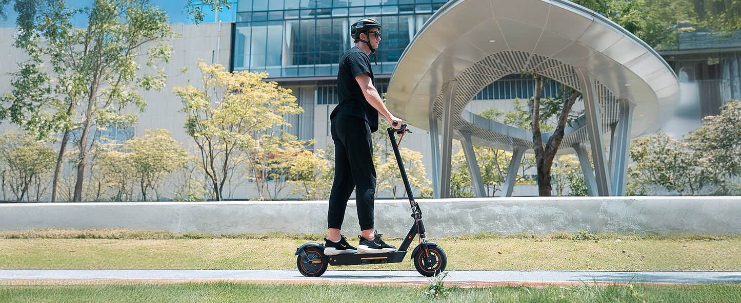iScooter i10 Plus (42V) 800w Multi-Purpose Electric Scooter