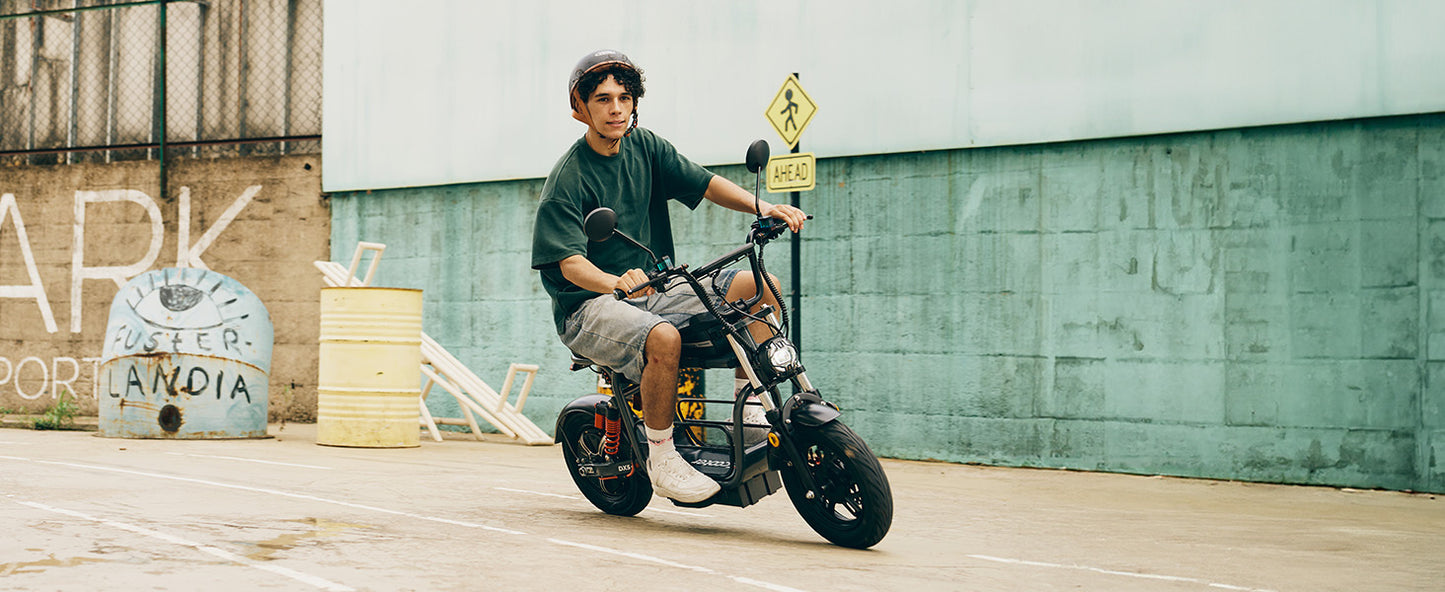 iScooter DX5 55 KM/H Seated Adult Electric Cargo Scooter | 1500W | 72 KM Range | 15" Tires | Long Range E-Scooter